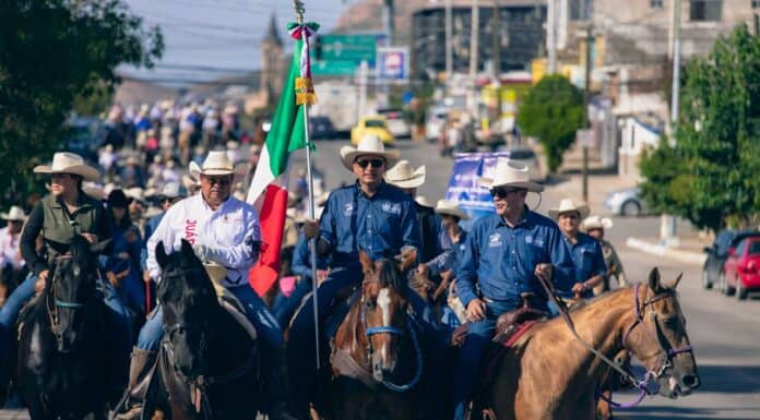 Despide alcalde Bonilla a jinetes que participan en la “Cabalgata Villista 2025”