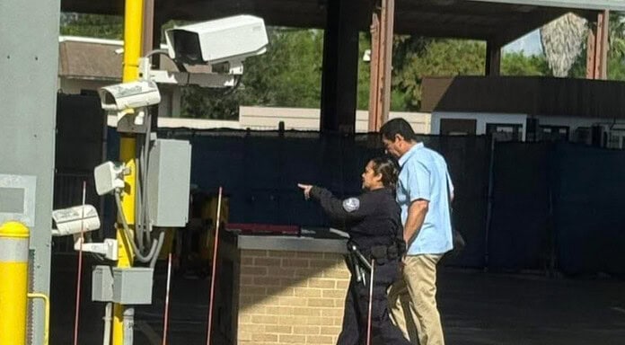 EU retiene y libera a diputado federal en aduana de Matamoros