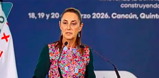 Gobierno se reúne con gasolineros para evitar aumentos en combustibles