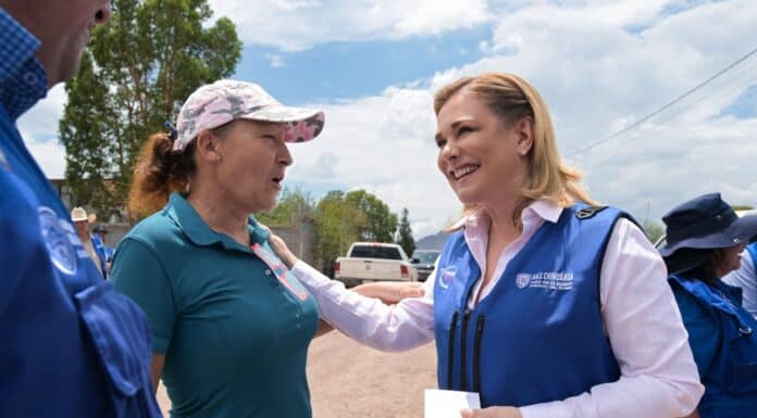 Atiende Maru a familias afectadas por las lluvias al sur de la capital
