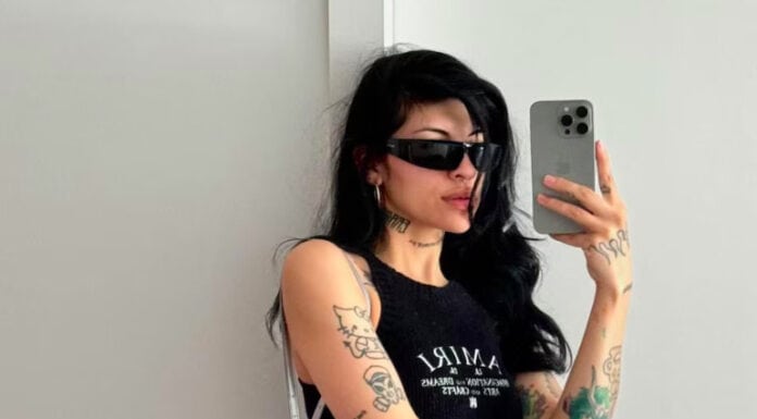 Cazzu estalla tras ser cuestionada por la prensa sobre Christian Nodal y Ángela Aguilar