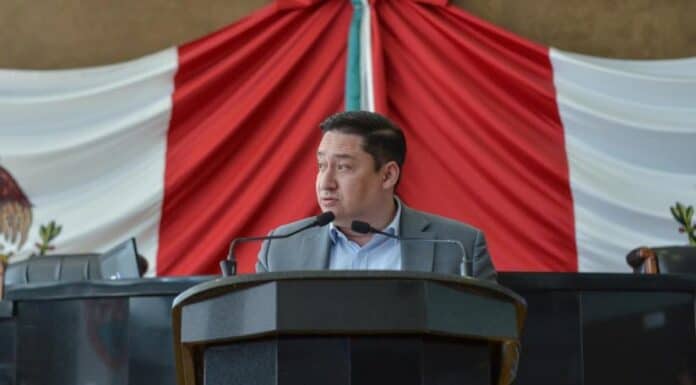 Morena hundió al país en deuda y ahora quiere dar lecciones en Chihuahua: Alfredo Chávez