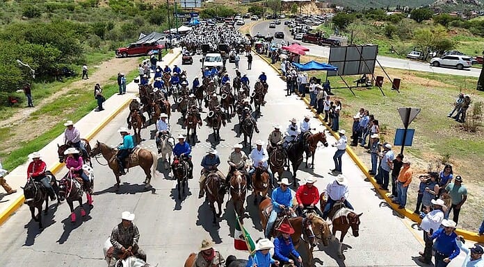 Cierra la XXX Gran Cabalgata Villista en el Pueblo Mágico de Parral