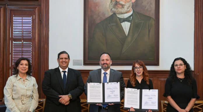 Firman Secretaría General y el Archivo General del Estado convenio de comodato