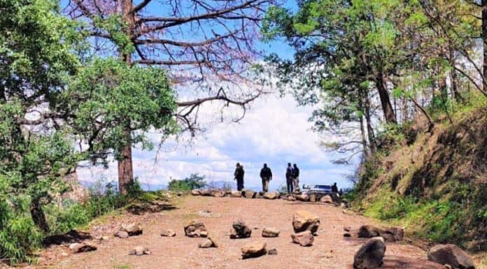 Desbloquea Operativo Conjunto camino en zona serrana