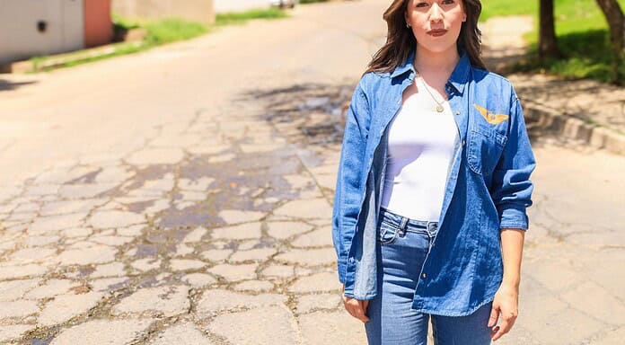 Exhibe diputada decenas de fugas de agua en Parral