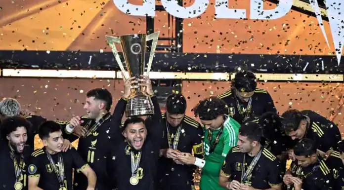 México es Campeón de Copa Oro 2025 Tras Vencer 2-1 a Estados Unidos