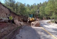 Restablece SCOP paso seguro en la Sierra Tarahumara tras derrumbes por lluvias