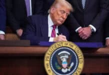 Trump amenaza con romper la alianza Delta-Aeroméxico y restringe los vuelos desde México