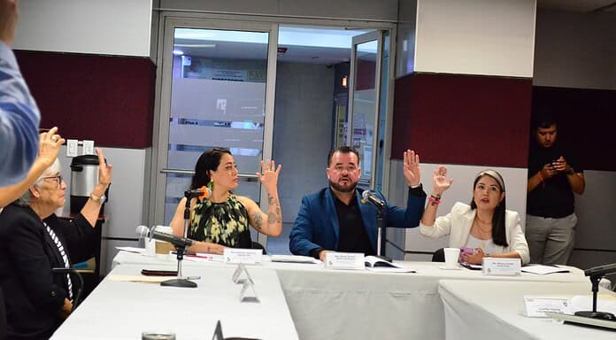 Aprueban diputados proyectos de dictamen en materia de seguridad y fortalecimiento escolar