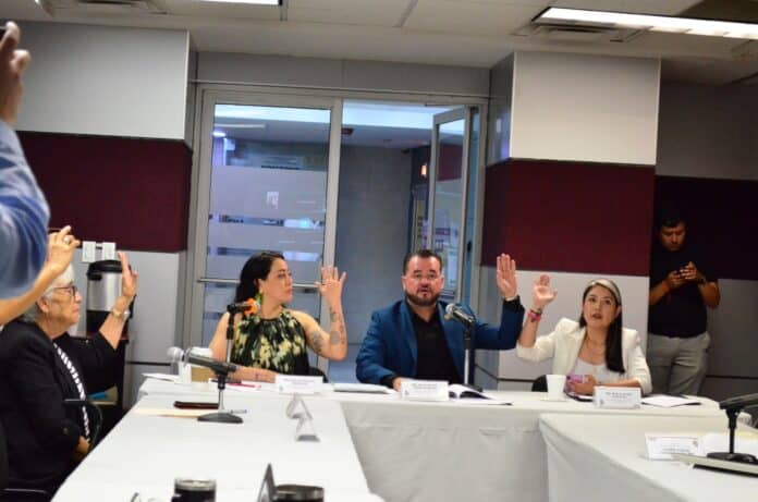 comision de educacion aprueba