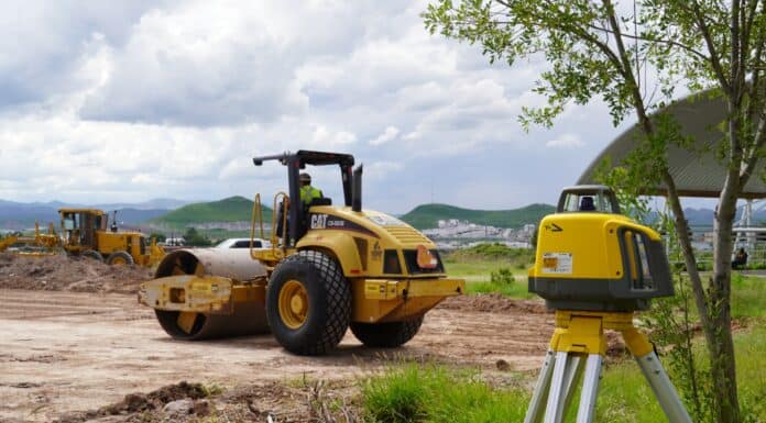 Inicia Municipio construcción de cancha de futbol rápido en Secundaria Técnica 77