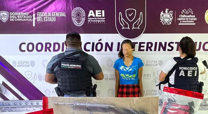 Detiene la AEI a mujer en posesión de 32 envoltorios con cristal a mujer en Riberas de Sacramento