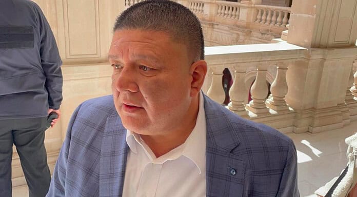 Confirma FGE que Danna murió por heridas de arma blanca en el cuello