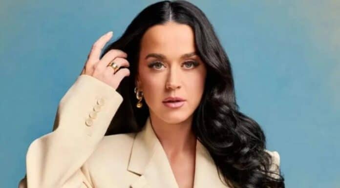 Multaron a Katy Perry por grabar videoclip en zona prohibida de España