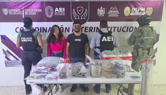 Fiscalía Zona Centro detiene a dos personas y asegura narcóticos en cateo