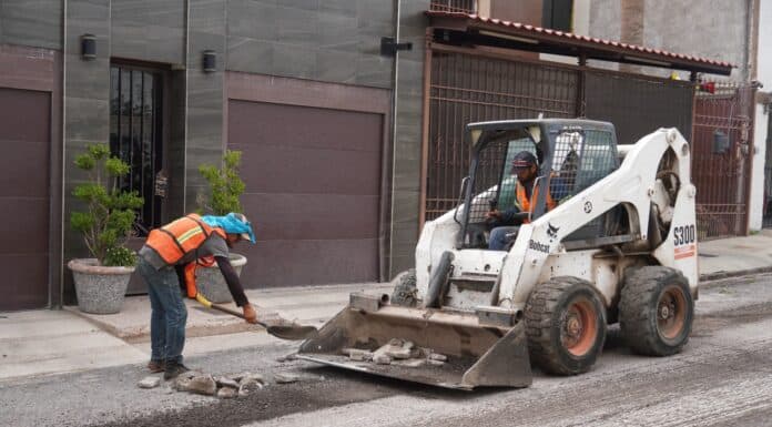 Inicia Gobierno Municipal trabajo de recarpeteo en colonia Paseos de Chihuahua