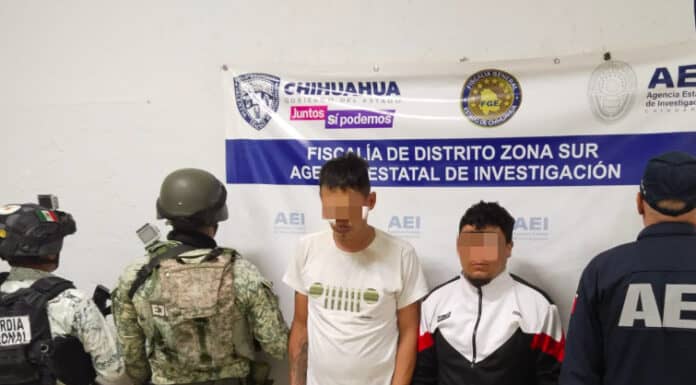 Rescatan a paramédicos secuestrados en Chihuahua y detienen a dos