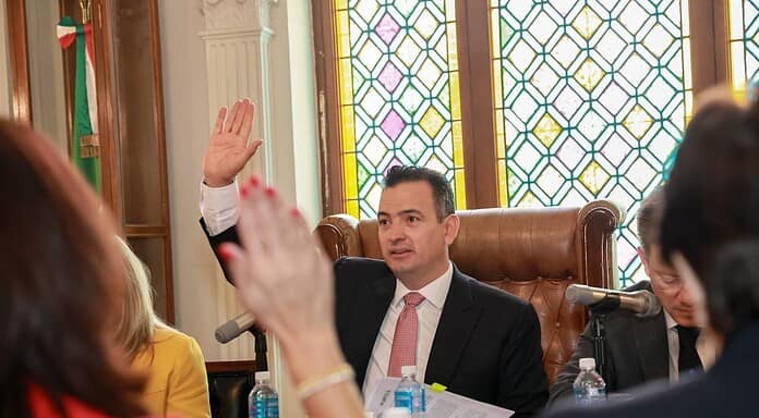 Aprueba Cabildo sesión solemne para el cuarto informe del alcalde Marco Bonilla