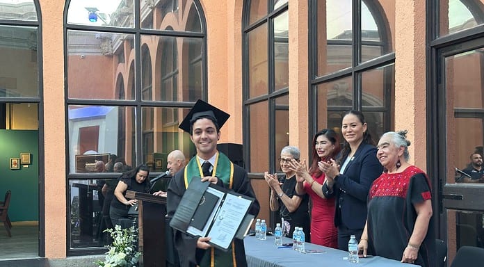 Gradúa Municipio a siete alumnos del Conservatorio de Música