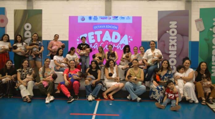 Participan más de 200 personas en la “Tetada Masiva 2025″ organizada por el Municipio
