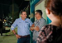 Supervisa alcalde Bonilla alumbrado público en colonia Villa Nueva