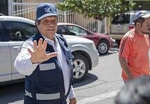 Abuelas y abuelos policías guardan la seguridad escolar a través de su experiencia y compromiso