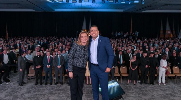 Maru acompaña presentación del 4to Informe de Marco Bonilla