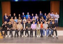 Asiste Alcalde a arranque de construcción de gimnasio en la URN