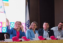 Asiste Maru a Asamblea Municipal del PAN en Ciudad Juárez