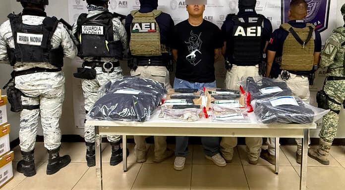 Capturan en flagrancia a secuestrado de migrantes