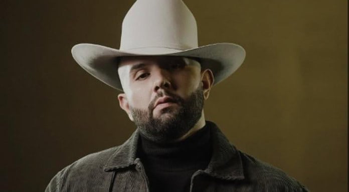 Carin León rompe récord en preventa con más de 500 mil en fila virtual