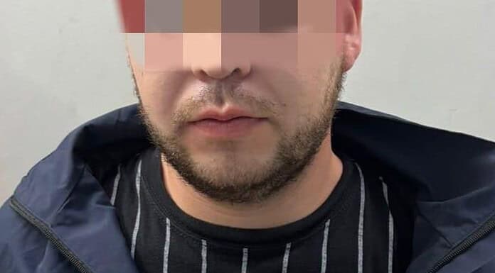 Detienen Policías Investigadores a dos presuntos narcomenudistas