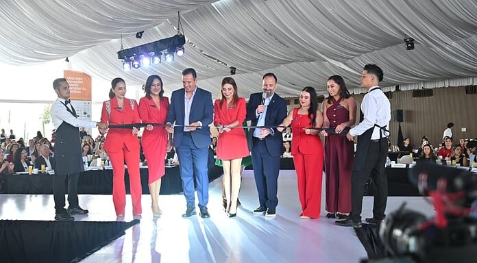 Respalda alcalde Marco Bonilla a emprendedoras durante inauguración de conferencias Emprendelog