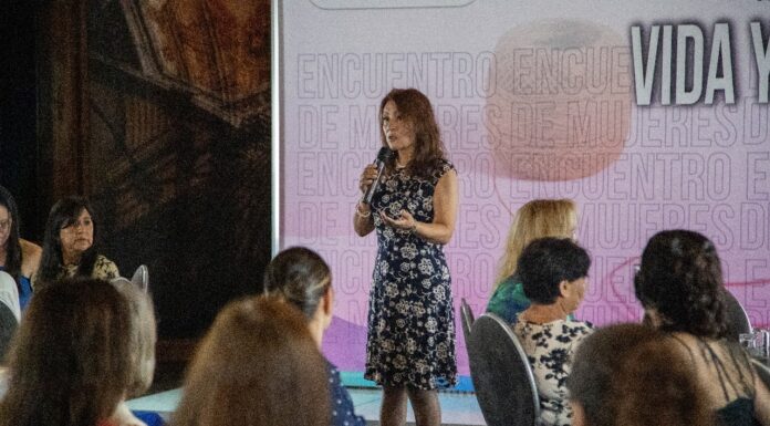 Realiza Municipio encuentro de mujeres “Tejiendo Vida y Familia”