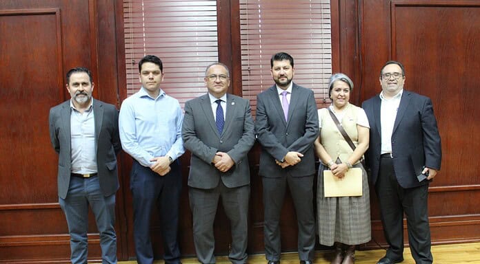 Firma UACH convenio de pago y colaboración con Pensiones Civiles del Estado