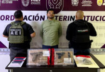 Arrestan en operativo conjunto a hombre con narcóticos y 2 armas de fuego