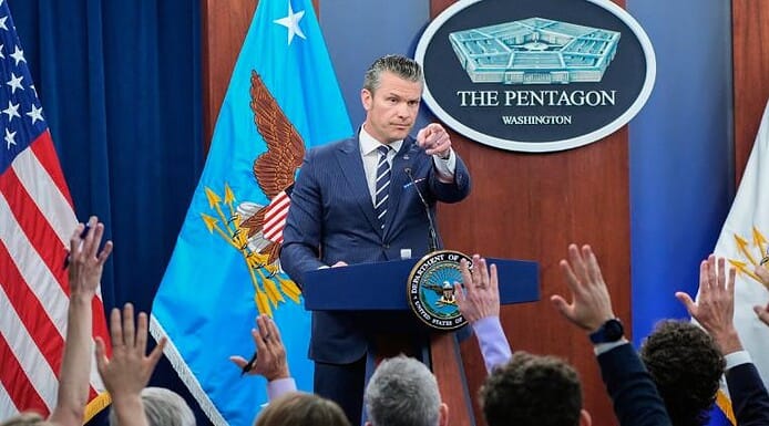 Impone Pentágono reglas a periódicos… lo rechazan