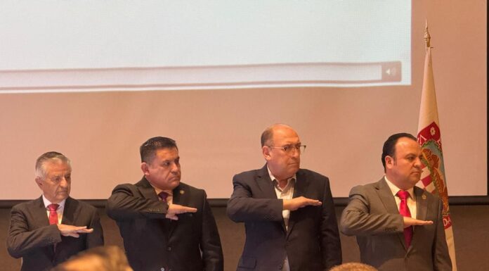 Guillermo Ramírez destaca la labor de Alejandro Domínguez en su Primer Informe de Actividades