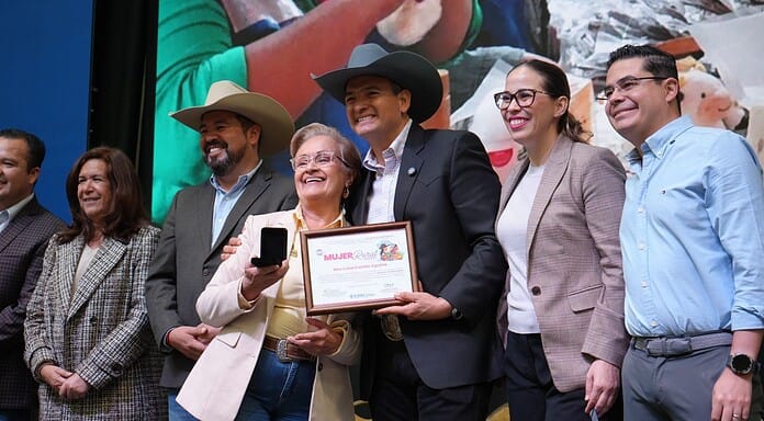 Reconoce Gobierno del Estado a las mujeres rurales chihuahuenses 2025