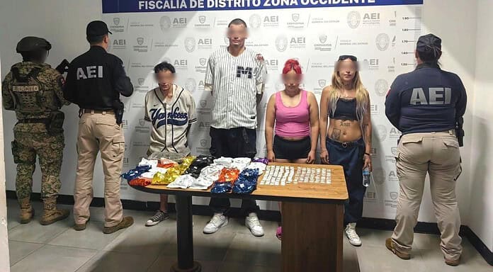 Catean AEI y DEFENSA casa en colonia Reforma; detienen a cuatro con drogas y dinero