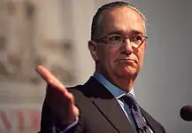 Salinas Pliego pide se le actualice su deuda con el SAT