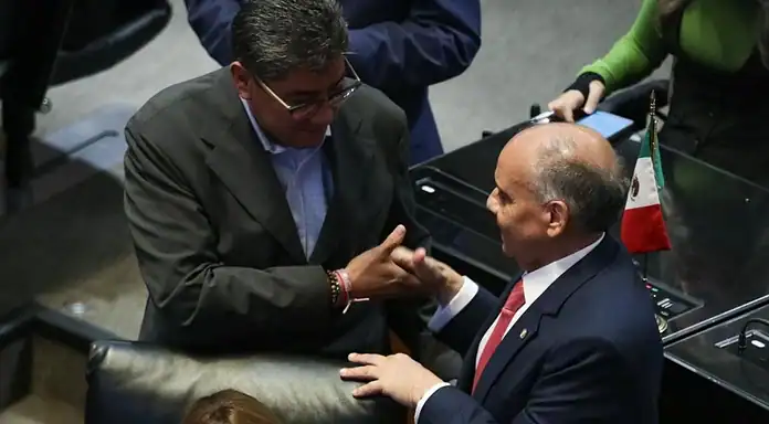 Pese a veto por nepotismo, Saúl Monreal busca gobernar Zacatecas