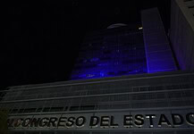 Congreso del Estado se ilumina de azul en el Día Mundial de la Diabetes