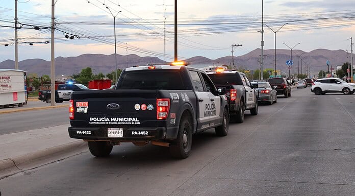 Ceder el paso a vehículos de emergencia puede salvar una vida: Policía Municipal
