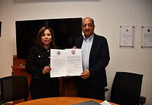 Designa Gobernadora a Anna Elizabeth Chávez como rectora de la UT de Parral