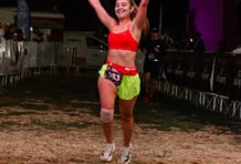 Noche brillante en el medio maratón 21K Tres Presas by Cleber