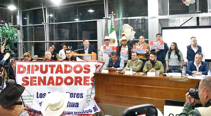 Realizan mesa de diálogo entre legisladores federales y locales con productores chihuahuenses