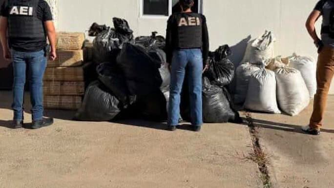 Asegura AEI media tonelada de mariguana en carretera Parral- Balleza