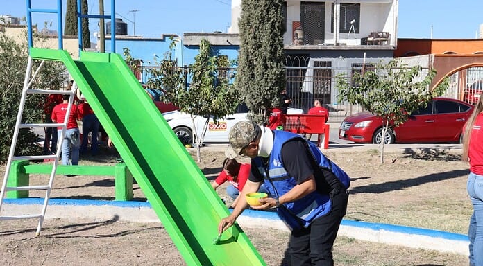 Rehabilitan Municipio y Oxxo el Parque Volga en Riberas del Sacramento